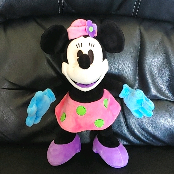 Authentic Disney Minnie Mouse Bendable Plush - Picture 1 of 6